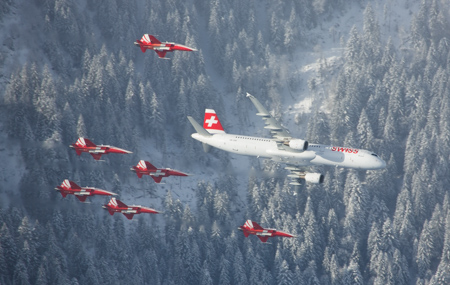 Patrouille Suisse mit Airbus am Lauberhornrennen 2016